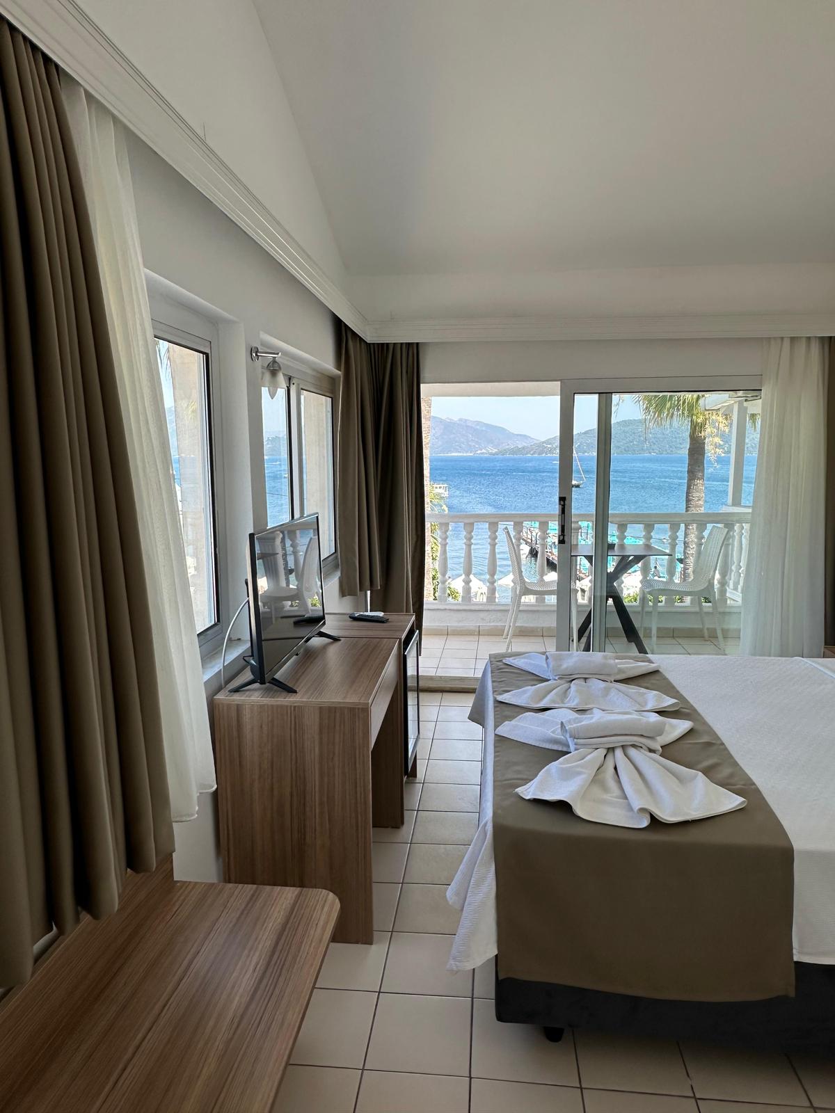 Deniz Manzaralı Oda